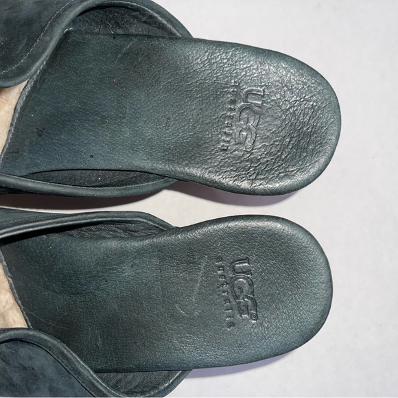 UGG Women’s Clogs Leather Lined Mules Size 8 Black Slip On - Picture 7 of 8